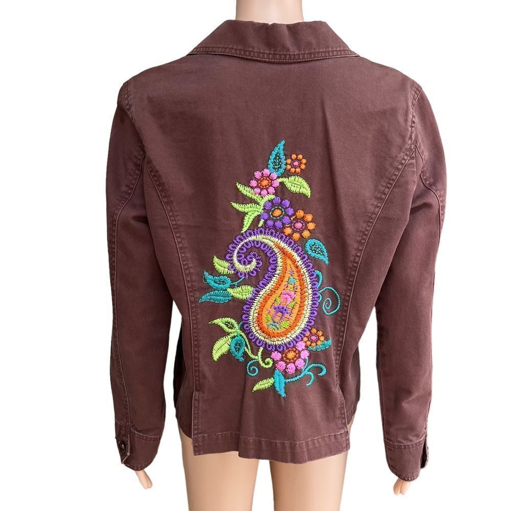 Tco. Women’s Maroon color jacket with embroidered back size XL